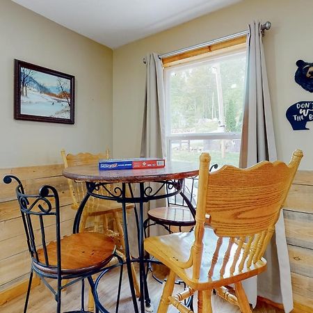 Bear Caves At Black Bear Cottages 塞维尔维尔 外观 照片